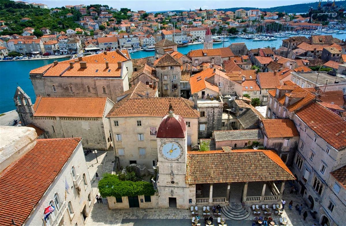 Apartment Jole 1 Trogir Eksteriør billede